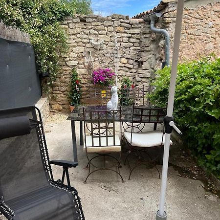 La Terrasse De Caromb Face Au Mont Ventoux Avec Clim Appartement Buitenkant foto