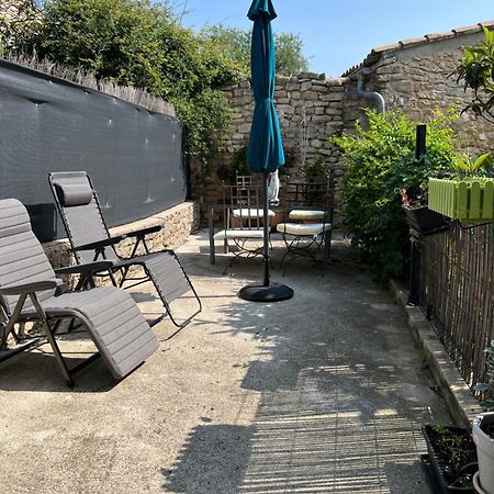 La Terrasse De Caromb Face Au Mont Ventoux Avec Clim Appartement Buitenkant foto