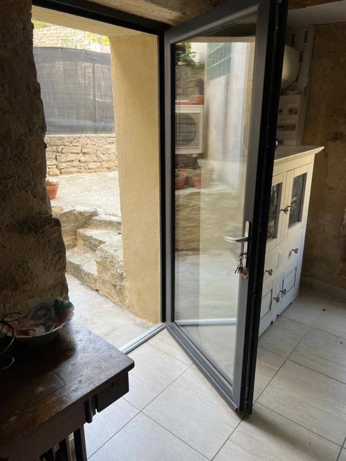 La Terrasse De Caromb Face Au Mont Ventoux Avec Clim Appartement Buitenkant foto
