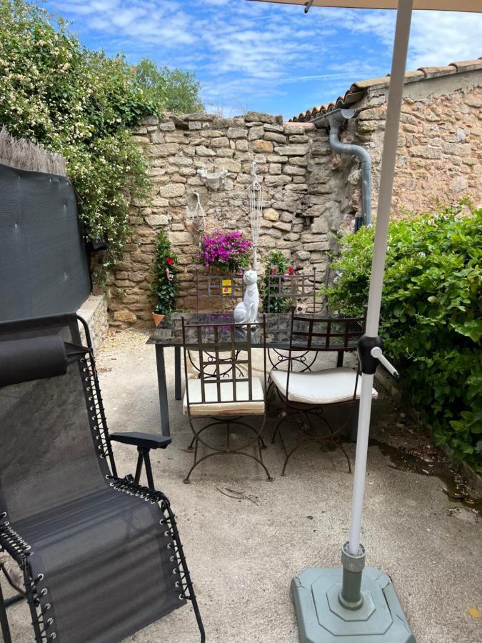 La Terrasse De Caromb Face Au Mont Ventoux Avec Clim Appartement Buitenkant foto